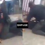 Two police officers fight dirty on the street over an alleged bribe taken from a driver(Video)